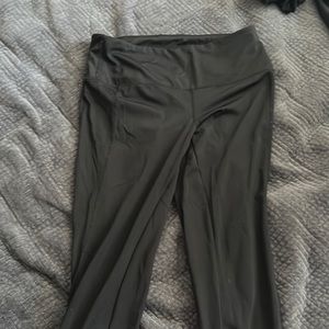 black leggings/top